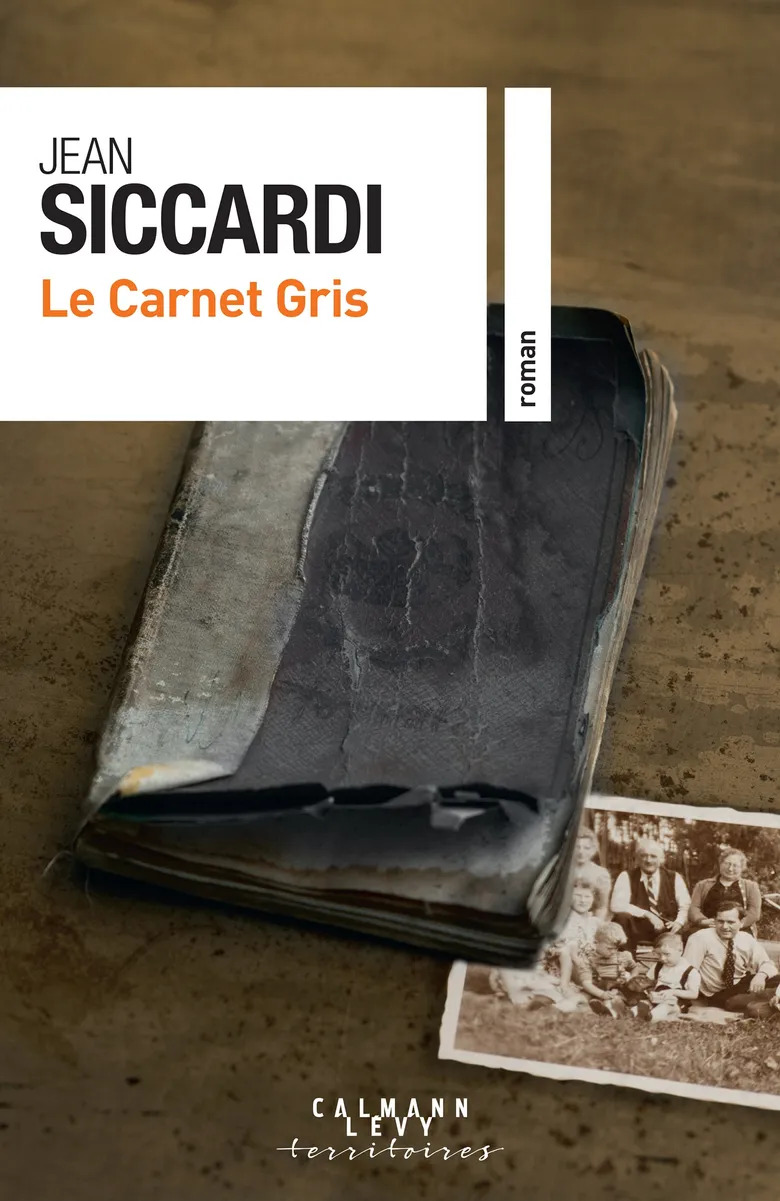 Le-carnet-gris.jpg (189 KB)